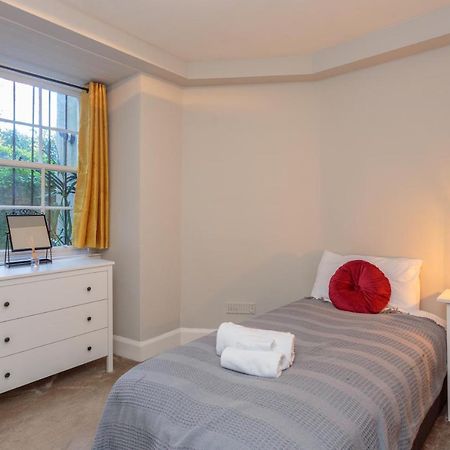 Beautiful Hideout In Center Of Edinburgh Apartment Exterior photo